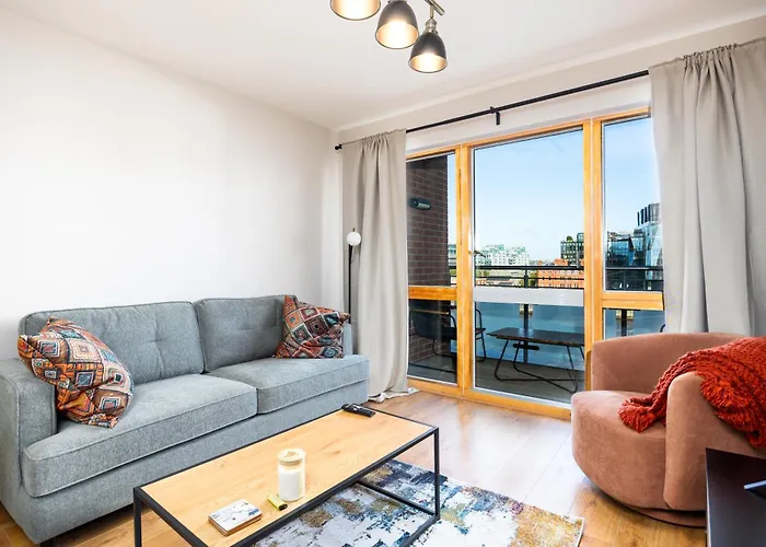Chic 2-bed Flat With River Liffey Views - 12 Mins To Grand Canal Dock Station Apartment Dublin